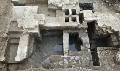 Otelin avlusundan 650 yıllık kale çıktı - Resim: 6